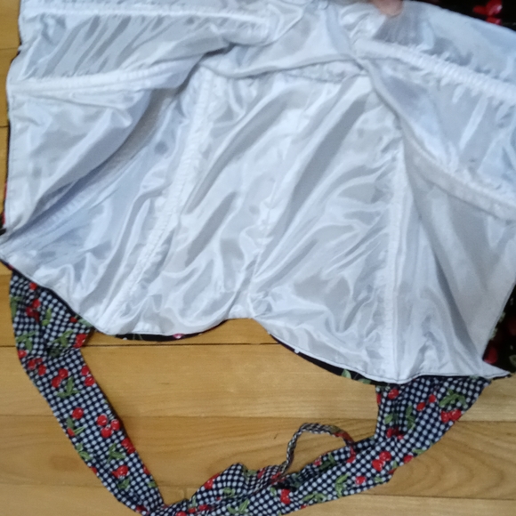 Handmade Cherry 50's Style Pinup Dress - Picture 5 of 8